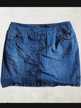 S.C.& CO  JEAN Skirt With. Uikt In Shorts Larfe